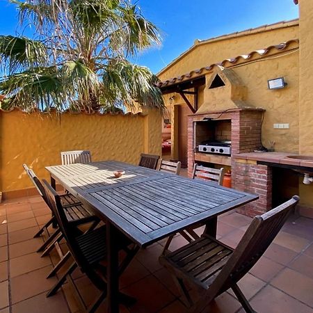 Ampuriahome Villa Hosting 15, Pool & Mooring Empuriabrava Ngoại thất bức ảnh