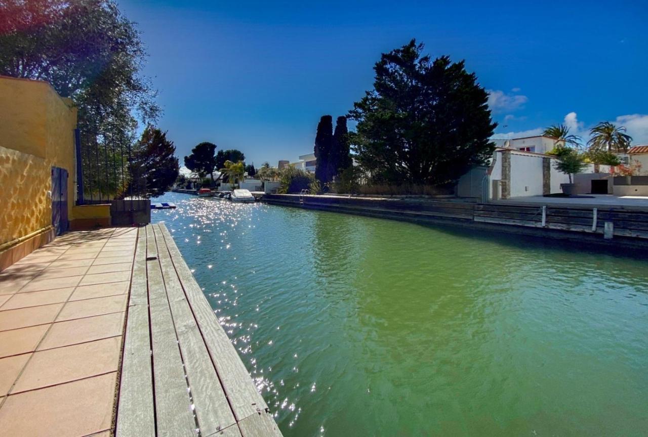 Ampuriahome Villa Hosting 15, Pool & Mooring Empuriabrava Ngoại thất bức ảnh
