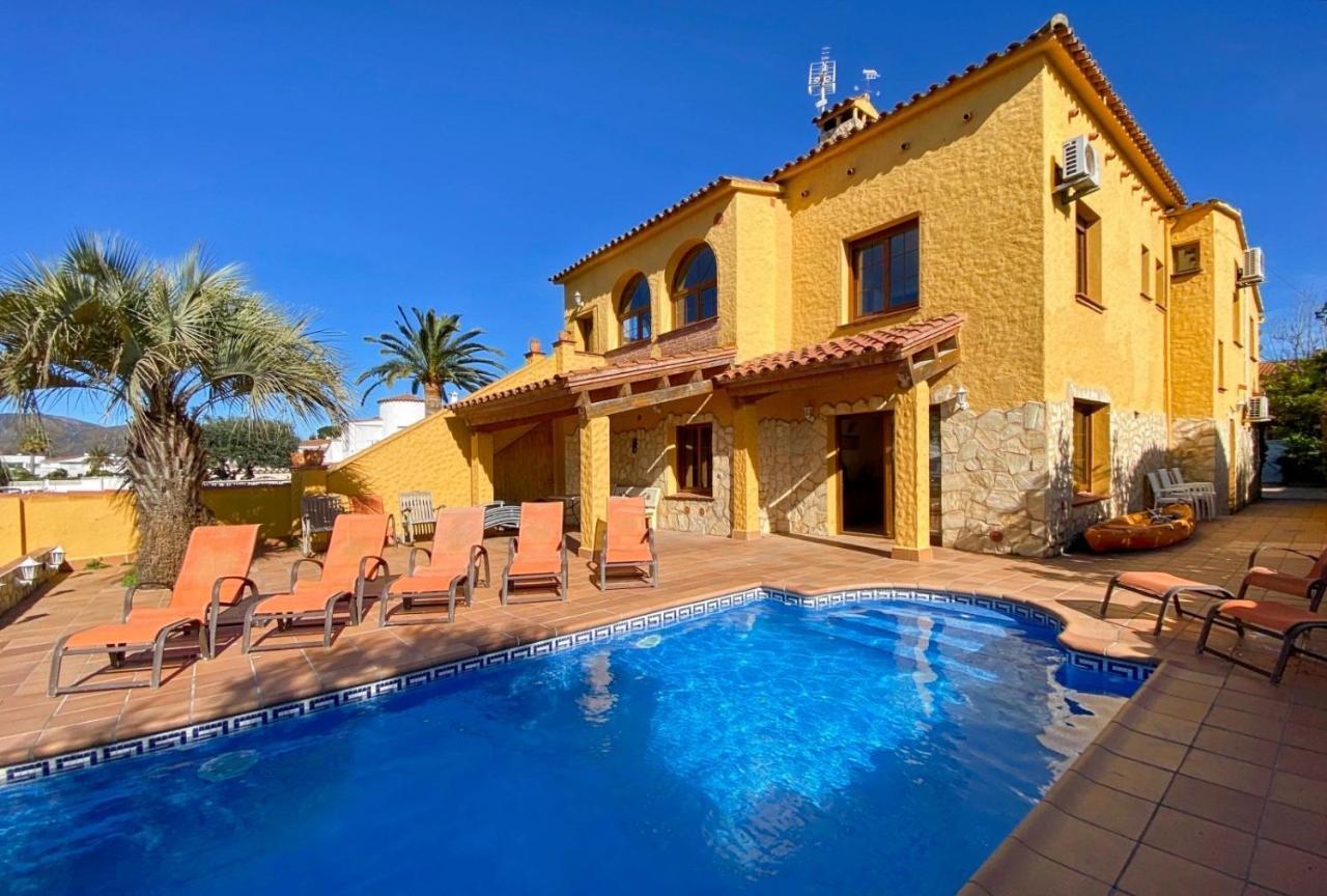 Ampuriahome Villa Hosting 15, Pool & Mooring Empuriabrava Ngoại thất bức ảnh
