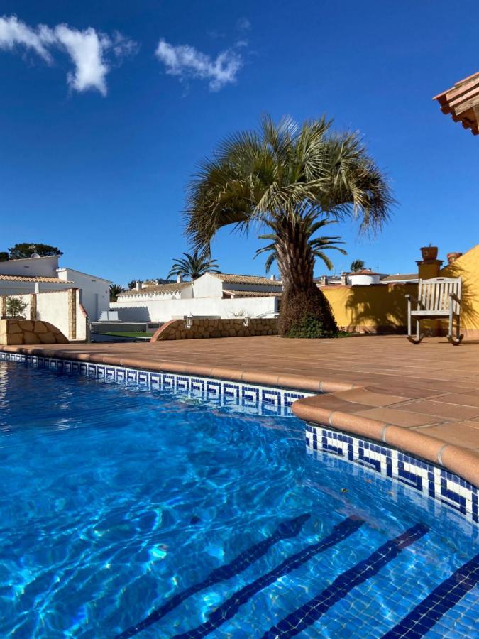 Ampuriahome Villa Hosting 15, Pool & Mooring Empuriabrava Ngoại thất bức ảnh