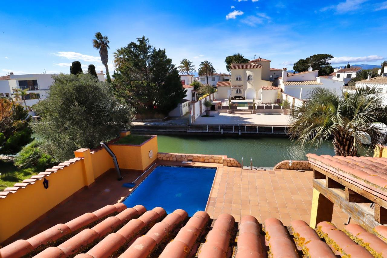 Ampuriahome Villa Hosting 15, Pool & Mooring Empuriabrava Ngoại thất bức ảnh